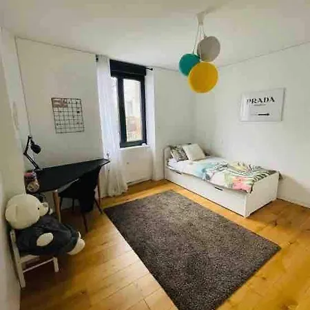 Demeure Familiale De Gamme 230m2 En Centre-ville De Tramway A 2 Min Casa de Férias Nantes